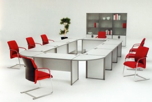 Furniture Kantor - Cara Memilih Meja Kantor dan Kursi Kantor yang tepat